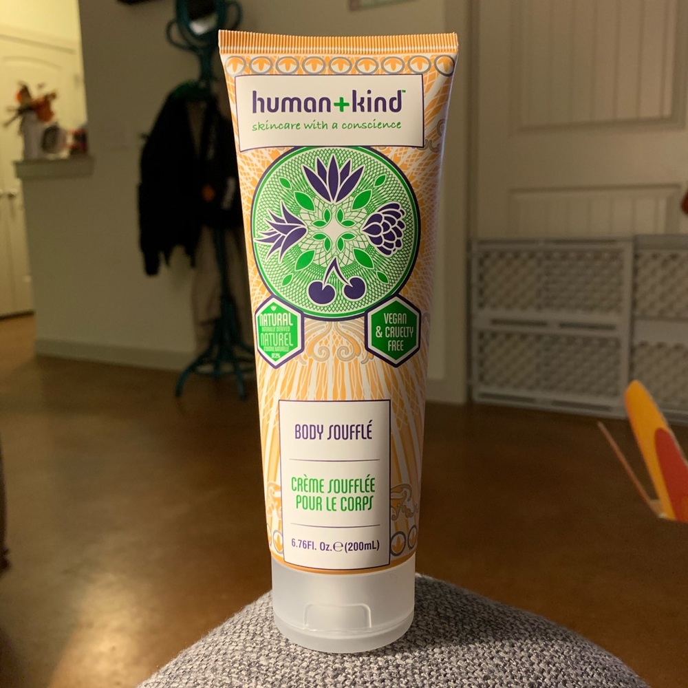 HUMAN+KIND Body Soufflé